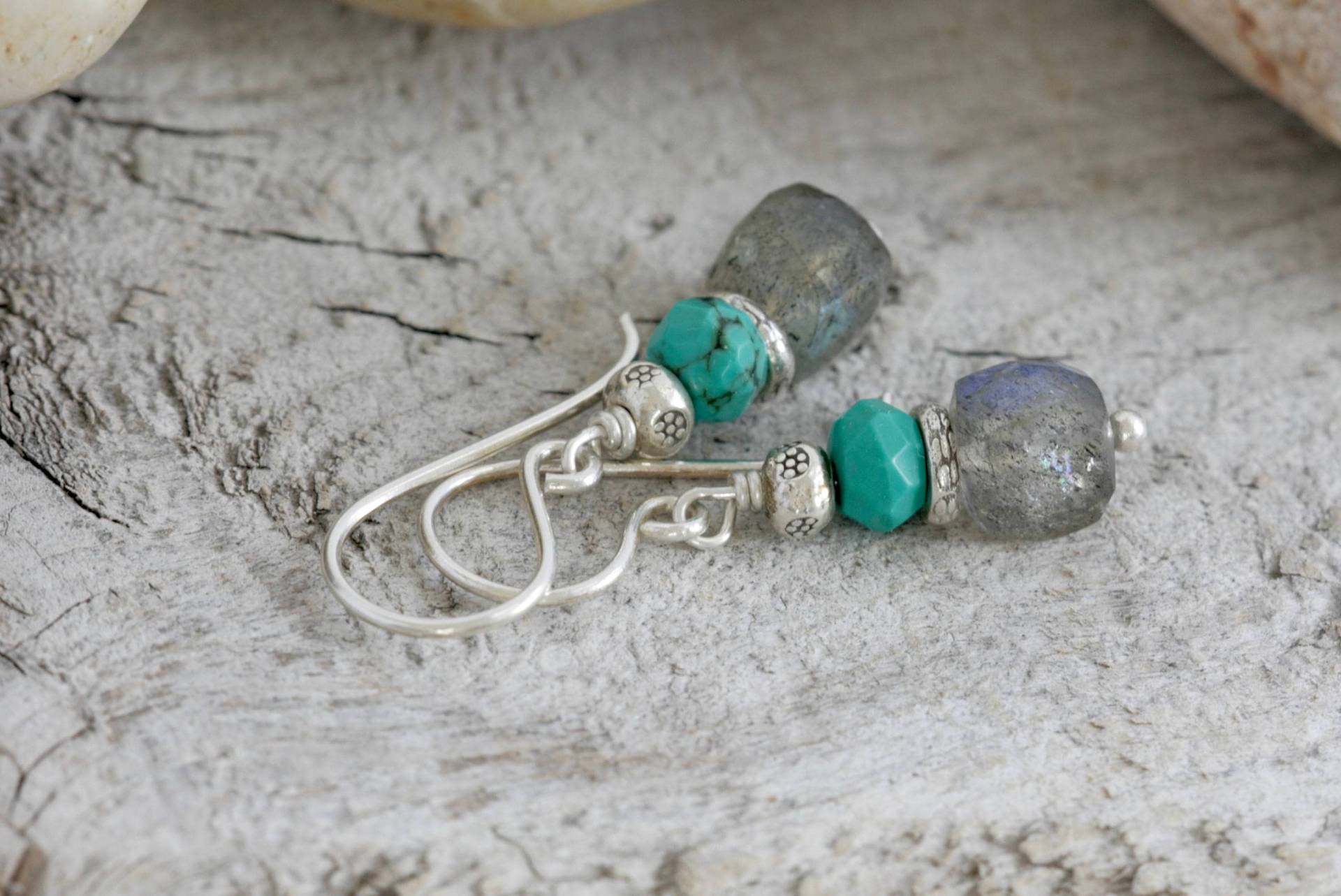 Labradorit Sterling Silber Hill Tribe Türkis Ohrringe // Handgefertigter Schmuck Luluglitterbug von luluglitterbug