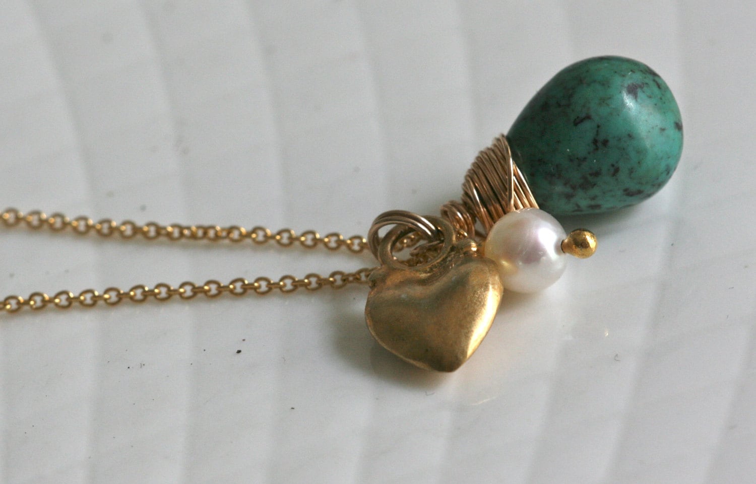 Türkis Herz Perle Gold Vermeil Charm Halskette von luluglitterbug