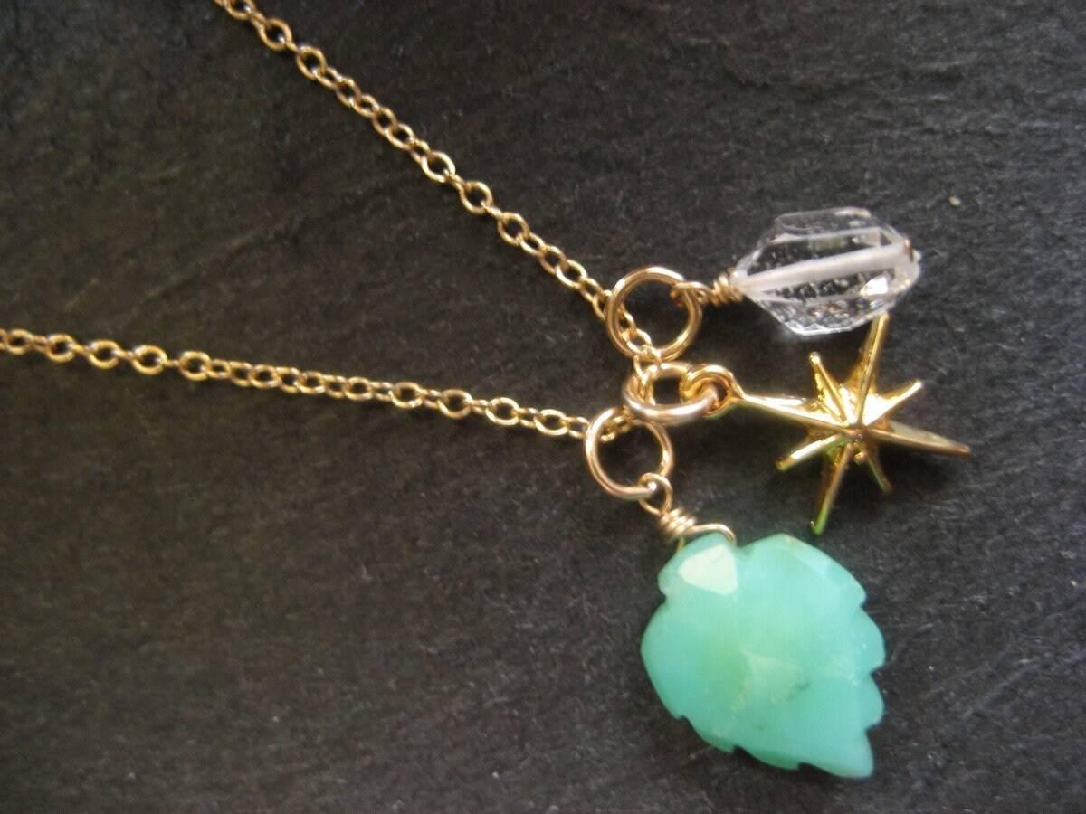 Stern-Mini-Charmehalskette Mit Stern Charm, Chrysopras Und Herkimer Diamant Quarz Auf Gold-Filled Kette Stern-Mini-Charmehalskette Mit Stern Charm, Chrysopras Und Herkimer Diamant Quarz Auf Gold-Filled Kette von lulujewelry