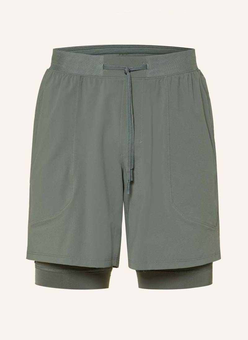 Lululemon 2-In-1-Trainingsshorts License To Train 7in gruen von lululemon