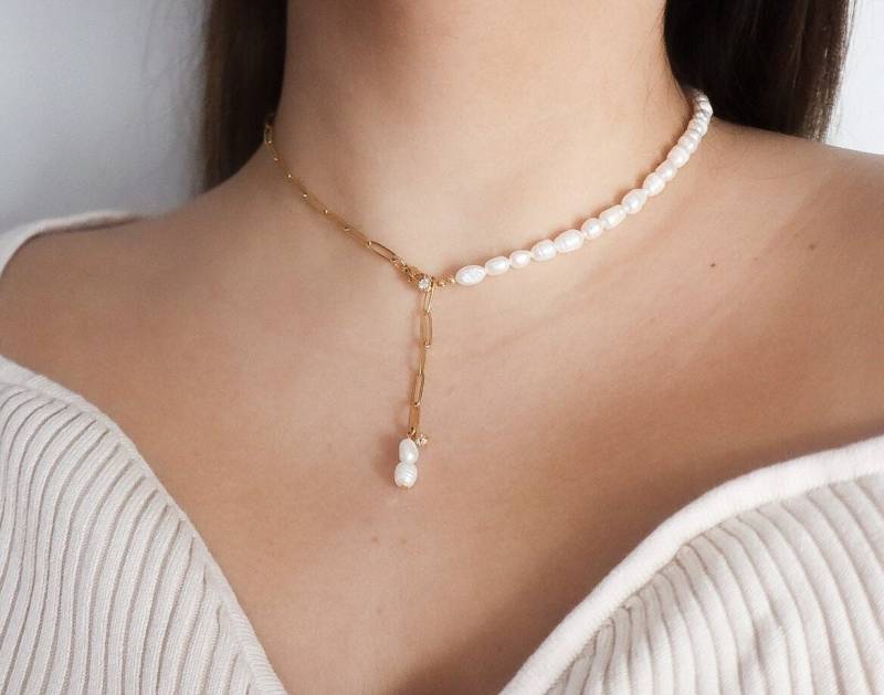 Süsswasserperlenkette Handgefertigte Gold Oder Silber Edelstahlkette | 50 cm Süsswasserperlenkette Handgefertigte Gold Oder Silber Edelstahlkette | 50 cm von lunaejewelryshop