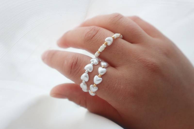 Handgemachte Herz Perle Ring Süßwasser Perlen Stretch Ring von lunaejewelryshop