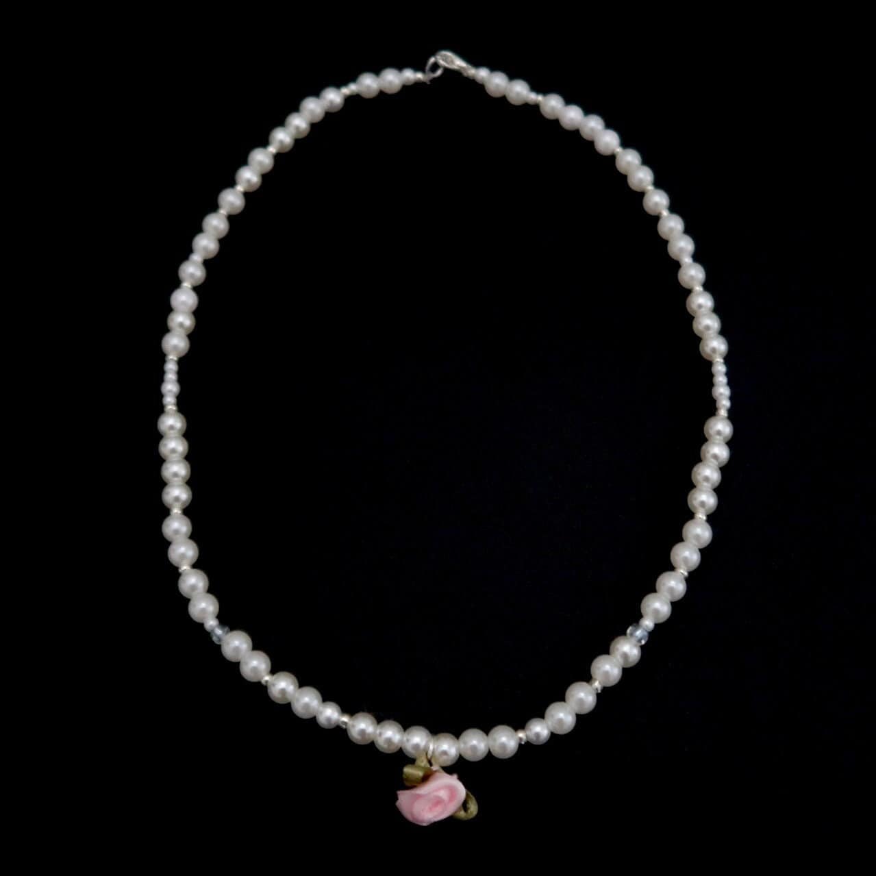 Handmade, Perlen, Rosa Und Weißen Glasperlen Kokett Halskette von lunarcollectionshop