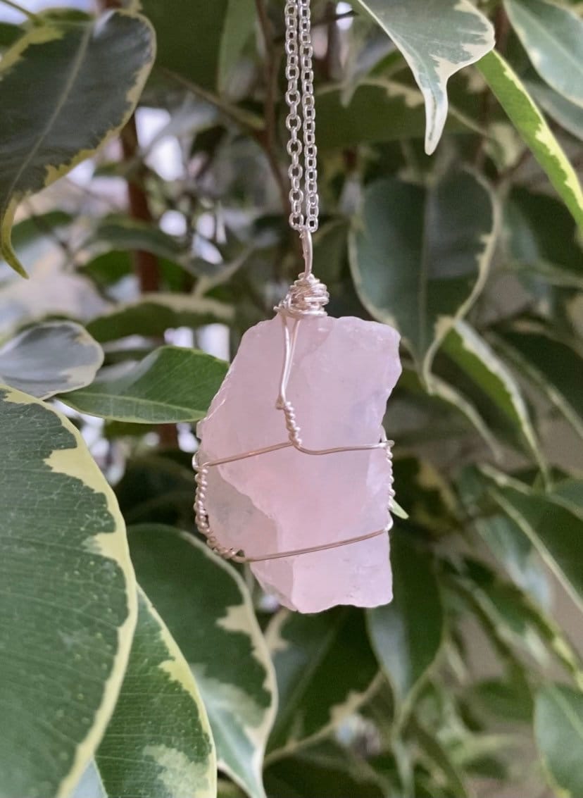 Große Rohe Rosenquarz Halskette 925 Sterling Silber 14K Gold-Gefüllt Kristall-Halskette Rosa Kristall-Anhänger Oktober Geburtsstein von lunartones