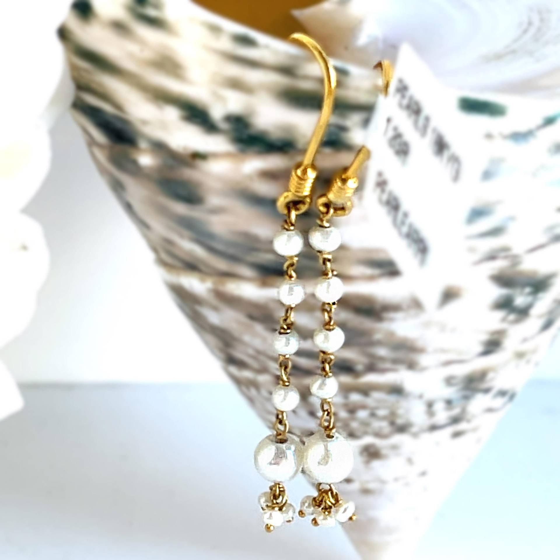 Nachlass Vintage 18K Gelbgold Perle Baumeln Ohrringe Nachlass Vintage 18K Gelbgold Perle Baumeln Ohrringe von luxurySFjewelry