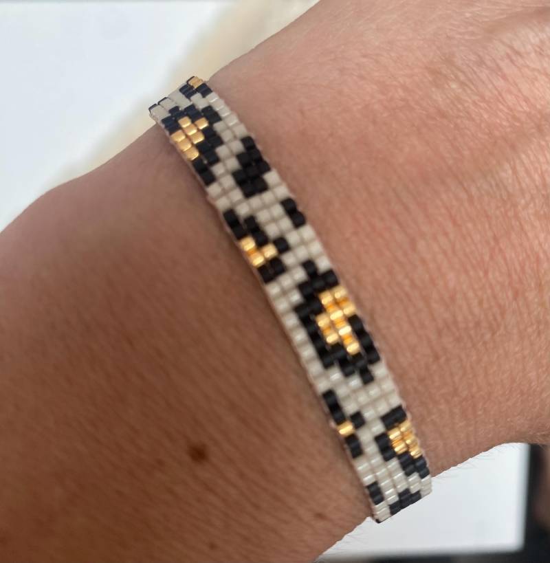 Handgefertigtes Webarmband Aus Miyuki Delica Perlen - Leopardenmuster Boho Armband, Freundschaftsarmband, Geschenk Für Sie Handgefertigtes Webarmband Aus Miyuki Delica Perlen - Leopardenmuster Boho Armband, Freundschaftsarmband, Geschenk Für Sie von luzjewellerystore