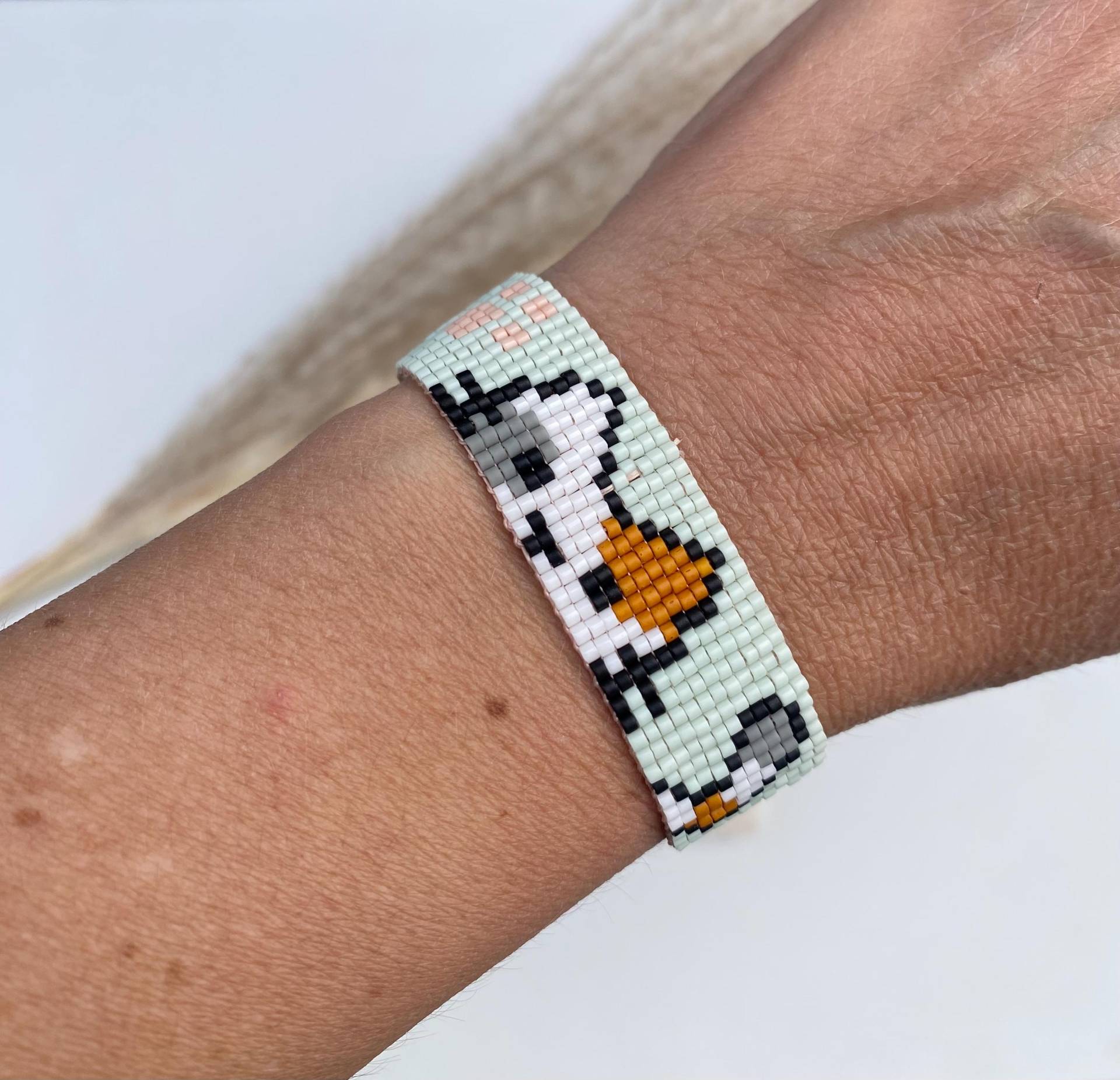 Miyuki Armband Katze ~ Handgemachtes Perlenarmband Mit Katzenmotiv Und Edelstahlverschluss Miyuki Armband Katze ~ Handgemachtes Perlenarmband Mit Katzenmotiv Und Edelstahlverschluss von luzjewellerystore