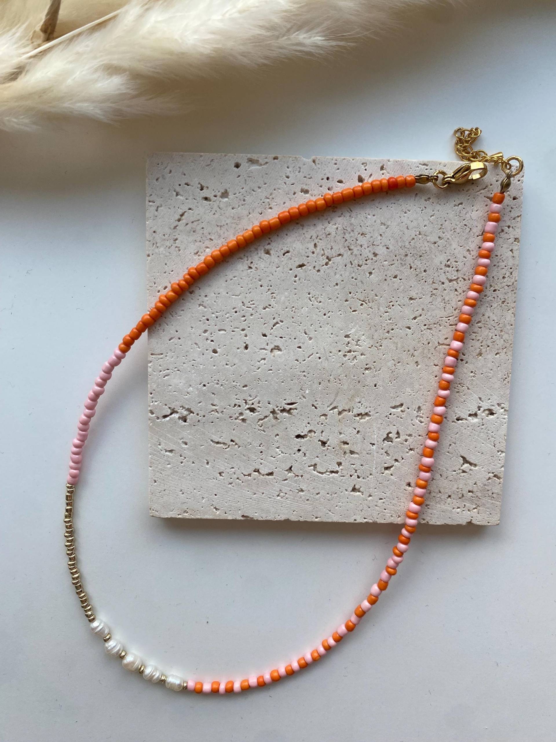 Miyuki Perlen Halskette Mit Süßwasserperle - Orange & Rosa Boho Schmuck Sommer , Handgemachte Edelstahl Miyuki Perlen Halskette Mit Süßwasserperle - Orange & Rosa Boho Schmuck Sommer , Handgemachte Edelstahl von luzjewellerystore