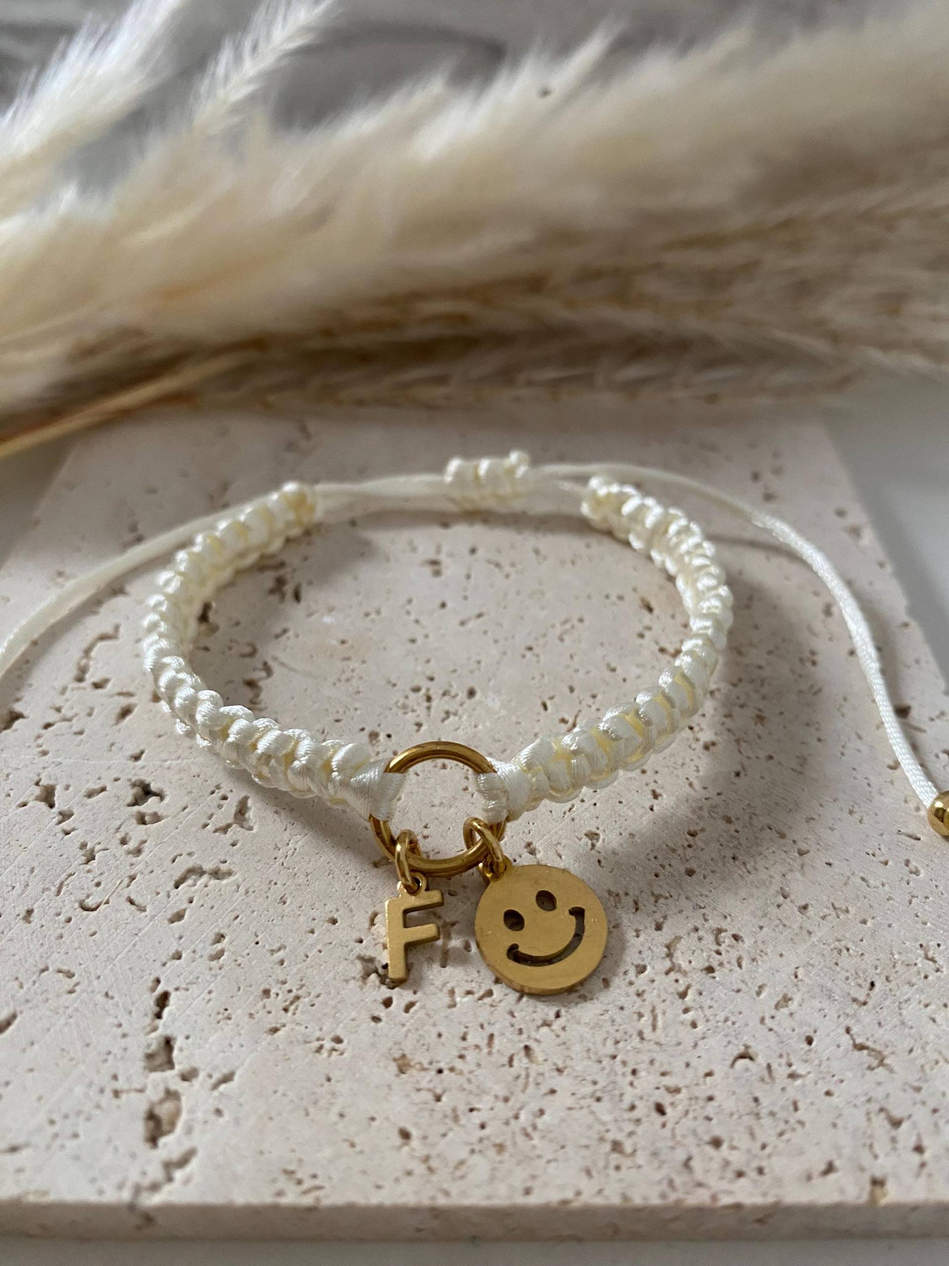 Personalisiertes Buchstaben Armband - Freundschaftsarmband Mit Initiale Edelstahl Makramee Anhänger Personalisiertes Buchstaben Armband - Freundschaftsarmband Mit Initiale Edelstahl Makramee Anhänger von luzjewellerystore