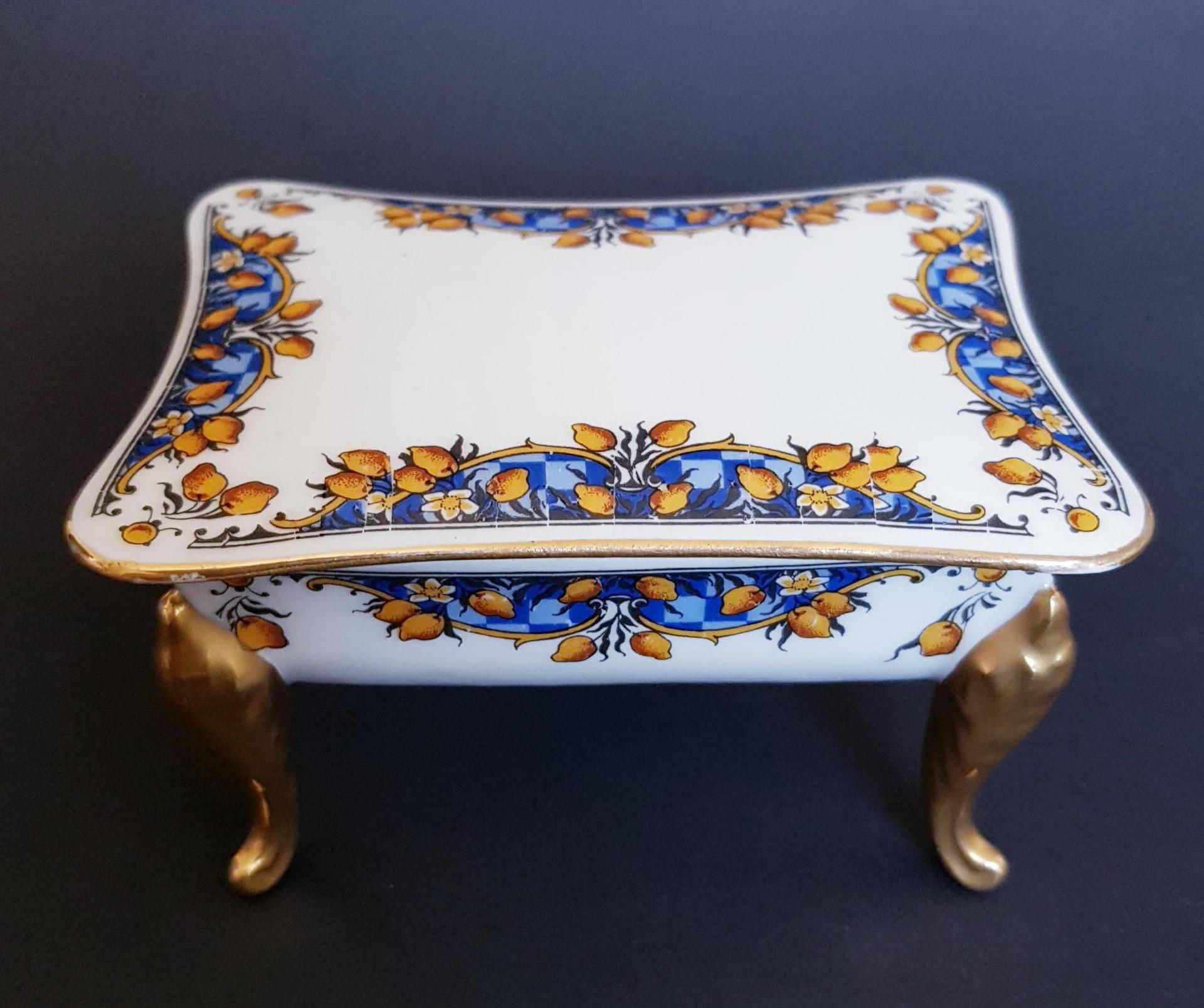 Antik Limoges Porzellan Schatulle Mit Deckel Deckeldose Handgemalt Antik Limoges Porzellan Schatulle Mit Deckel Deckeldose Handgemalt von lwiedbeauty