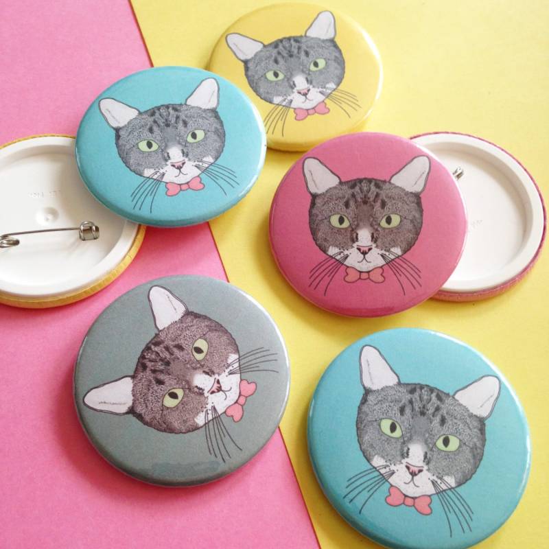 Abzeichen Mit Katze Gesicht Illustration Abzeichen Mit Katze Gesicht Illustration von lydiameiying