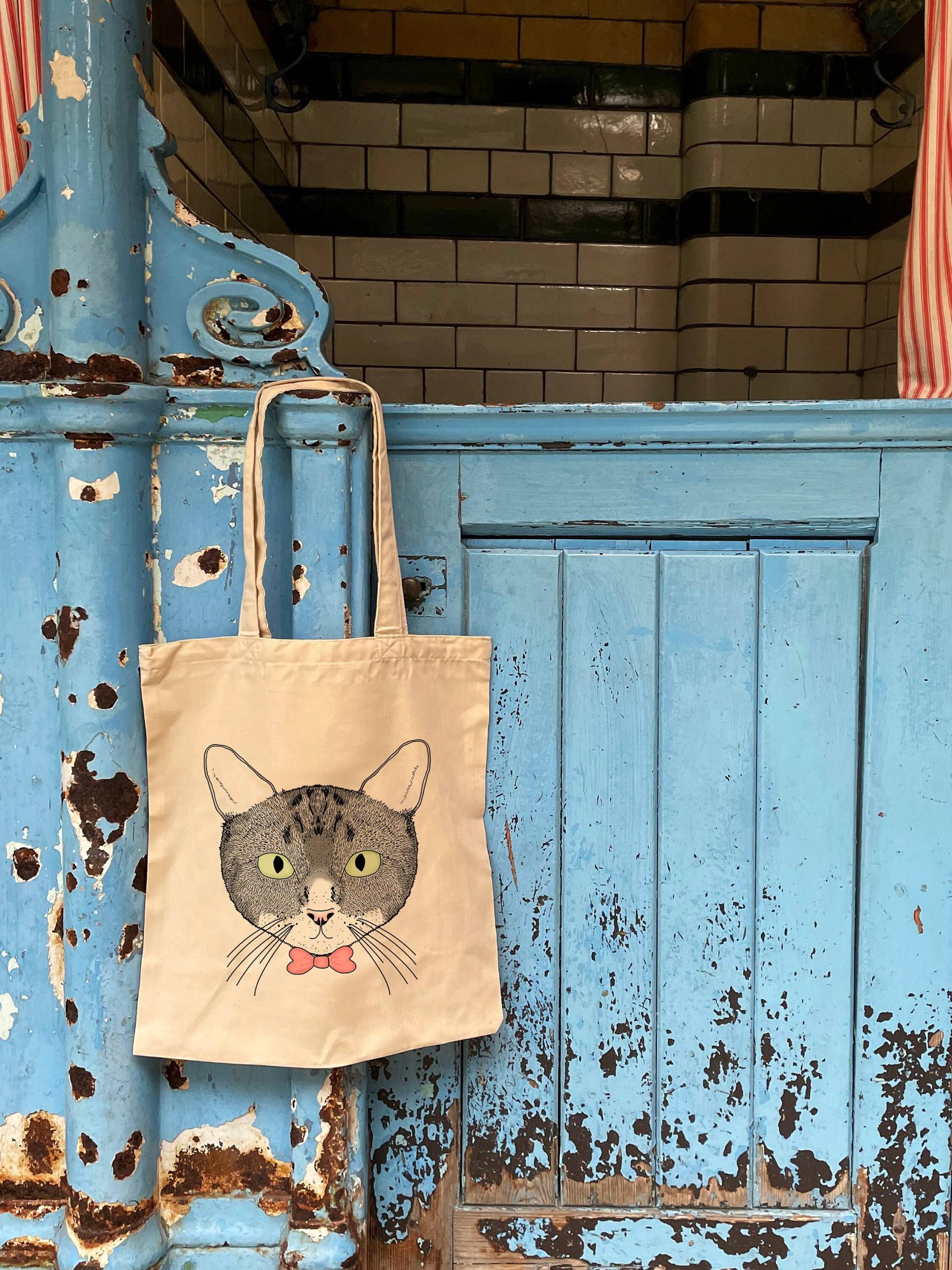 Katze | Super Weiche, Fair Produzierte, Polyester Tragetasche Für Katzenliebhaber Katze | Super Weiche, Fair Produzierte, Polyester Tragetasche Für Katzenliebhaber von lydiameiying