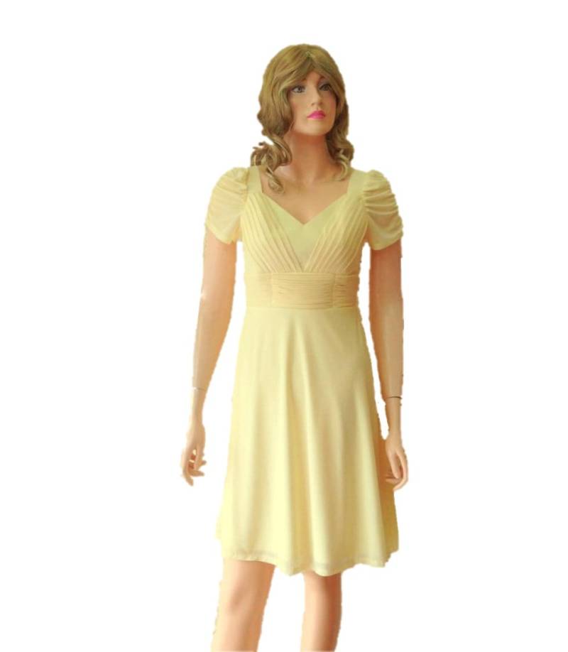 Leicht Gelben Kleid. Kleid Mit Ärmeln. Brautjungfernkleid von lynamobley2012