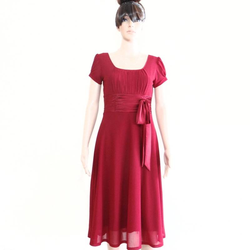 Leichte Burgunder-Kleid. Kleid Mit Ärmeln. Brautjungfernkleid von lynamobley2012