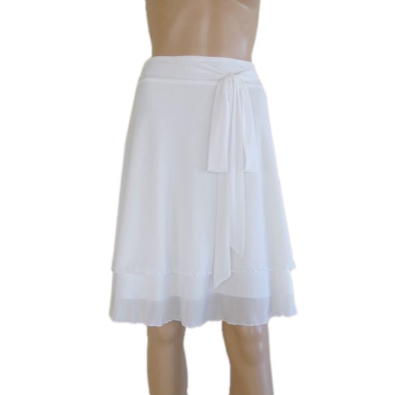 Weißer Brautjungfernrock. Abendrock. Kurzer Partyrock von lynamobley2012