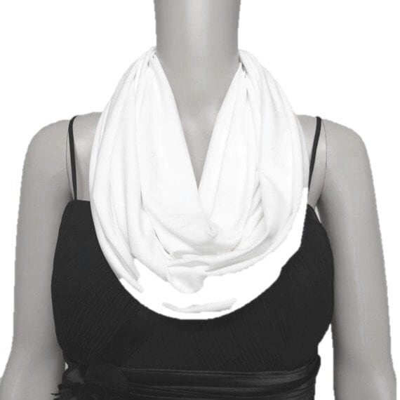 Weißer Infinity Schal. Gebrochen Weißer Mode-Schal. Weicher Baumwolle Spandex von lynamobley2012