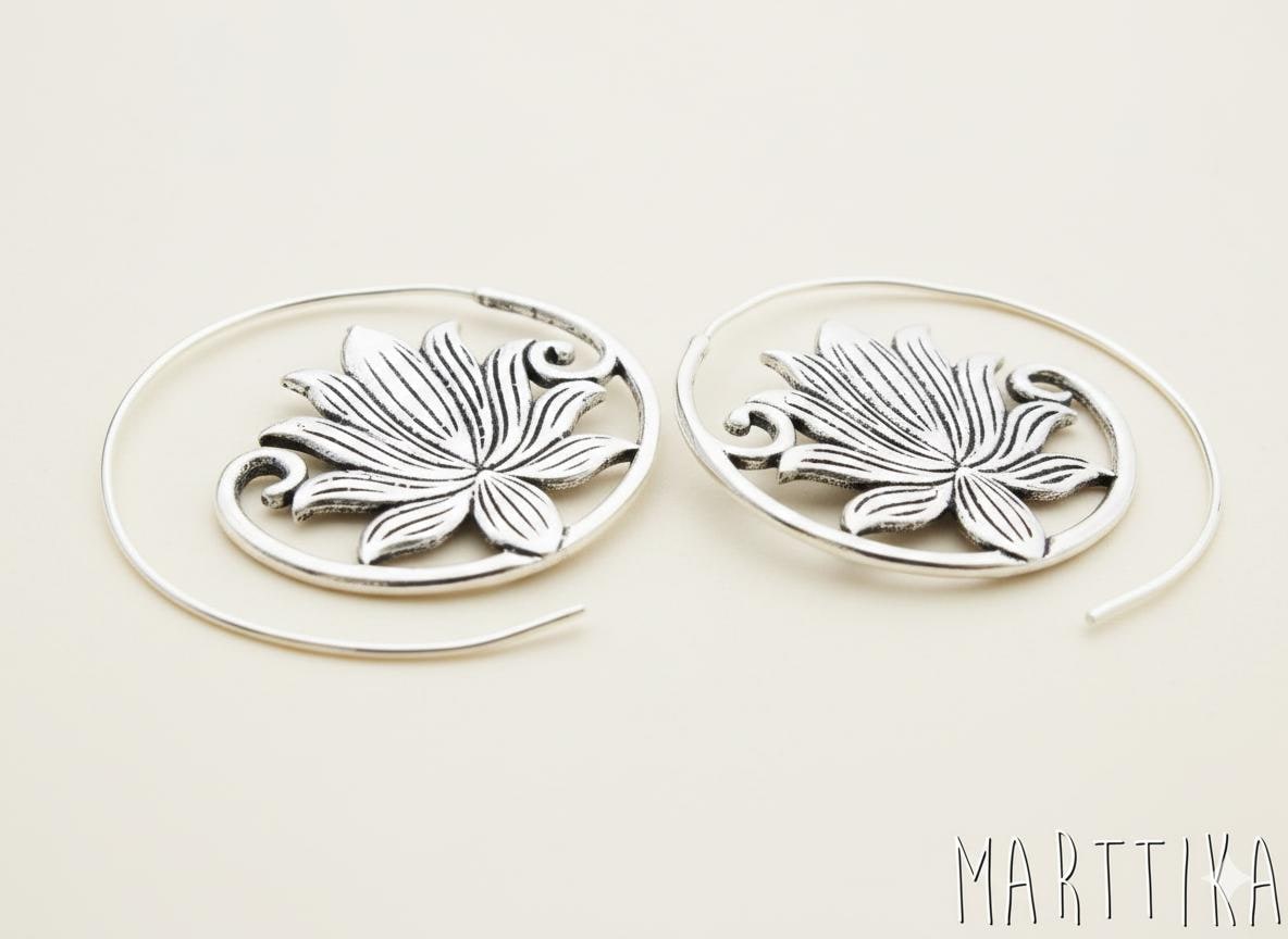 Lotusblüten-Ohrringe - Handgefertigte Ohrringe Mit Spirituellem Design von mARTtika