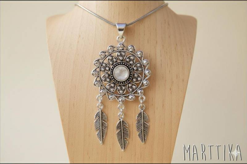 Traumfänger-Anhänger Mit Natursteinen - Amethyst, Labradorit Oder Mondstein | Boho-Halskette Aus Messing Federn von mARTtika