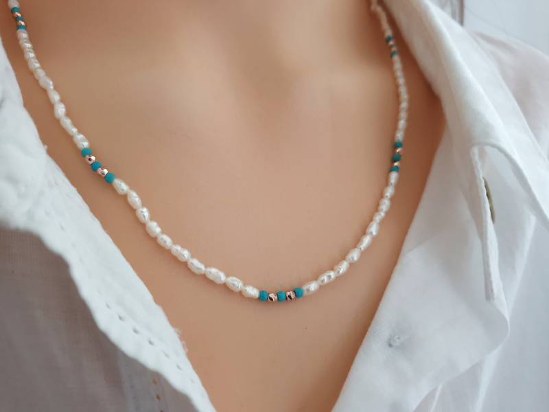 Türkis Perlenkette 45 cm Natürliche 2mm Reisperlen Echt Silber in Roségold, Klassisch Elegante Süßwasser Zuchtperlen Perlen Halskette von mArteShop