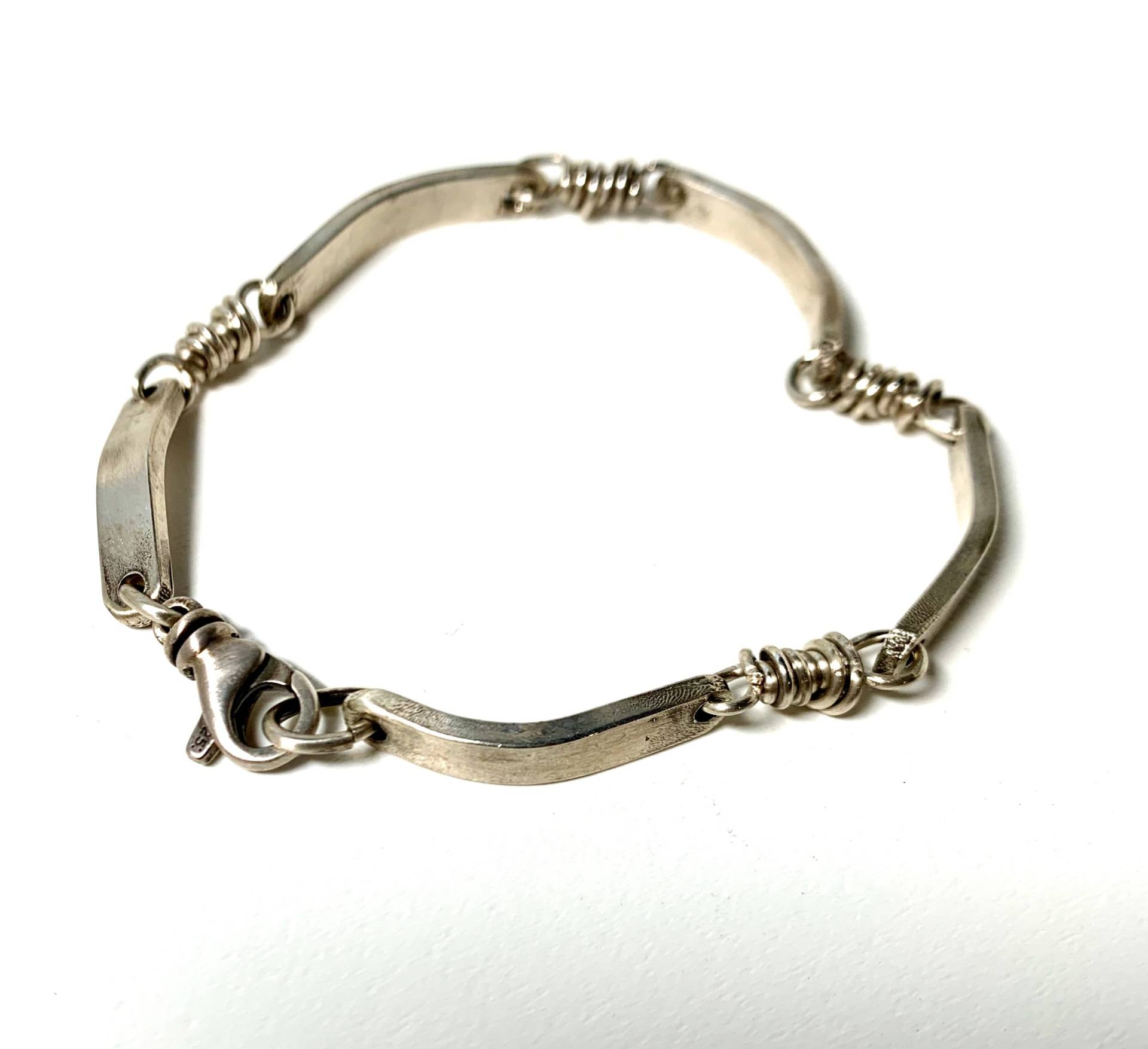 Sterling Silber Rustikale Strukturierte Segmente Links Armband Kann Personalisiert Werden Sterling Silber Rustikale Strukturierte Segmente Links Armband Kann Personalisiert Werden von mLindvall