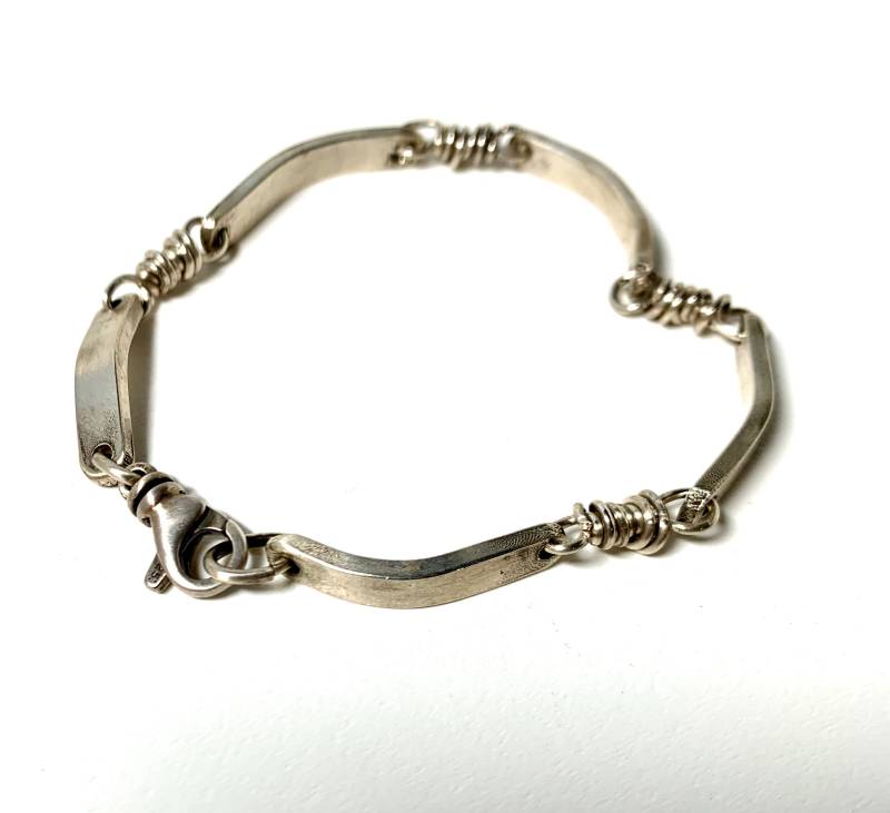 Sterling Silber Rustikale Strukturierte Segmente Links Armband Kann Personalisiert Werden Sterling Silber Rustikale Strukturierte Segmente Links Armband Kann Personalisiert Werden von mLindvall