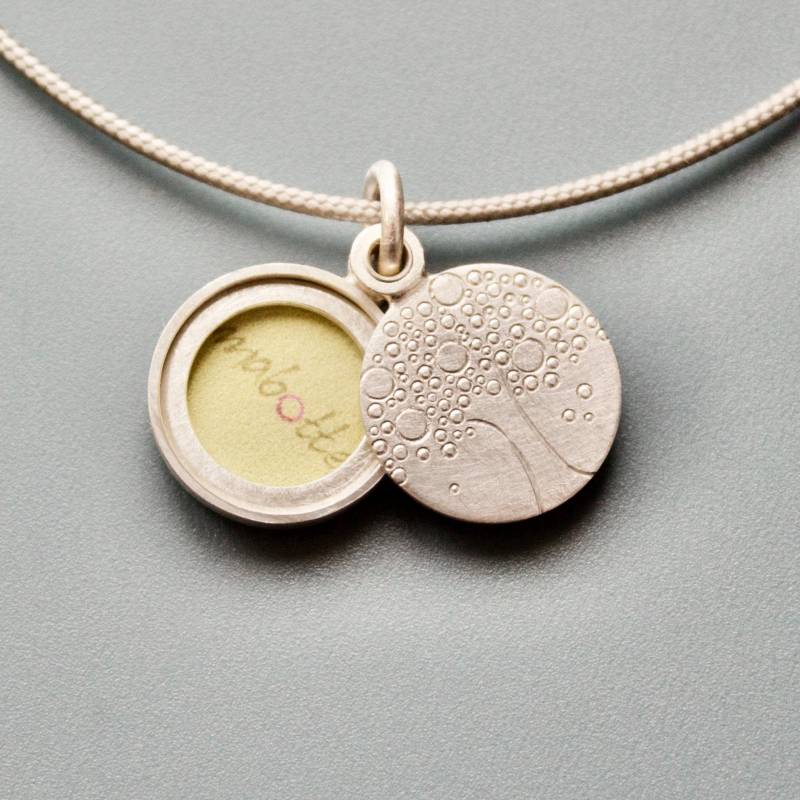 Schlichtes Fotomedaillon Mit Baum in Sterling Silber von mabotte