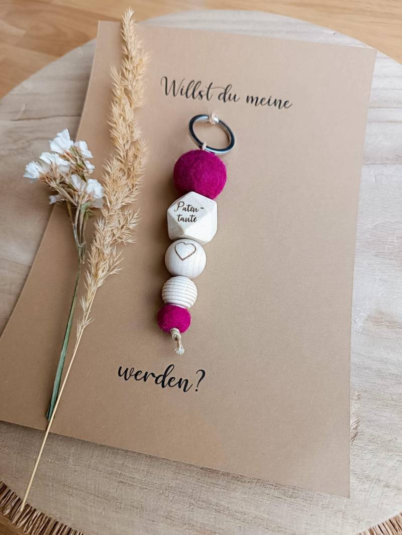 Schlüsselanhänger Mit Karte "Willst Du Meine Patentante Werden?" Schlüsselanhänger Mit Karte "Willst Du Meine Patentante Werden?" von maclinohandmade