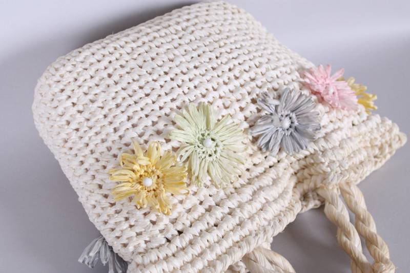 Jahrgang 1960 Magid Weiß + Pastell Blume Tasche Geldbörse Gewebt Stroh Perlen Gänseblümchen von mad4modvintage