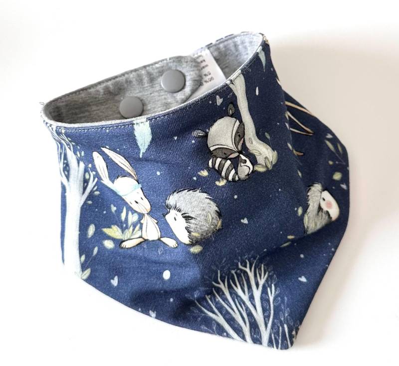Halstuch Baby Mit Knopf Waldtiere Dunkelblau von madebyMaryiaAppelt