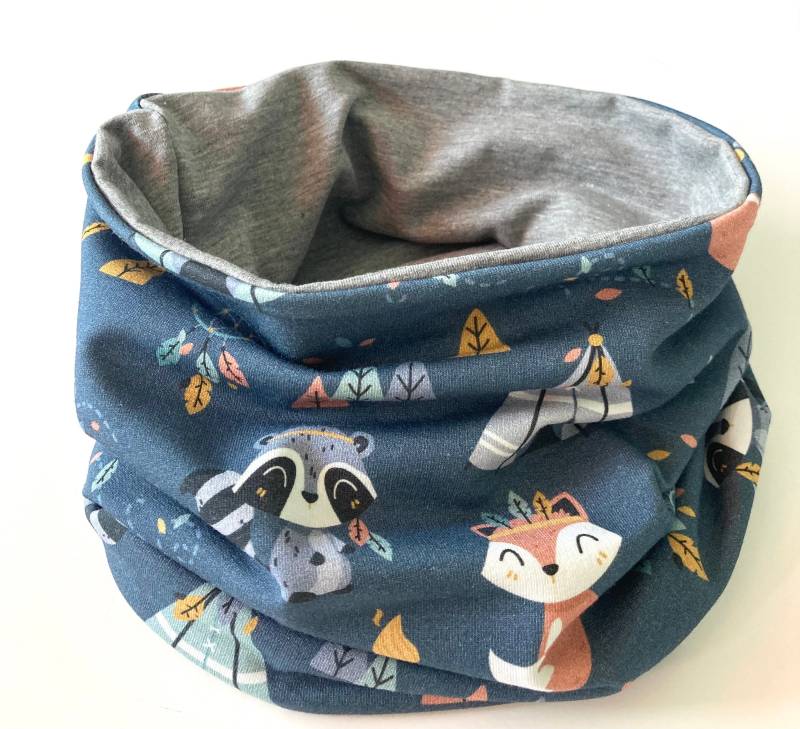 Loop Kinder Rundschal Waldtiere Dunkelblau von madebyMaryiaAppelt