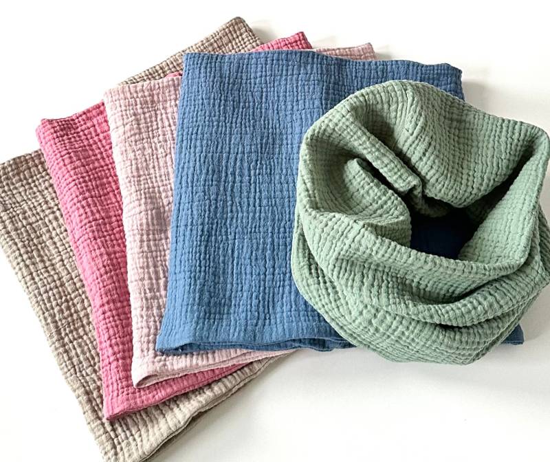 Musselin Loop Schal Baby Kind Verschiedene Farben von madebyMaryiaAppelt