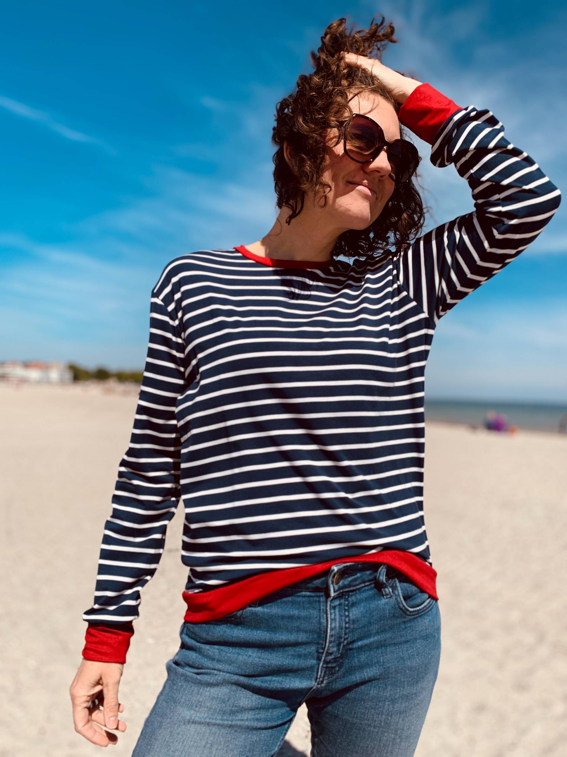 Damen Pullover Blau Weiß Maritim Viskosejersey, Gestreift Blau-Weiß, Schlichtes Shirt, Sweatshirt, Sweater, Größe 36-44 Damen Pullover Blau Weiß Maritim Viskosejersey, Gestreift Blau-Weiß, Schlichtes Shirt, Sweatshirt, Sweater, Größe 36-44 von madebyTinaShop