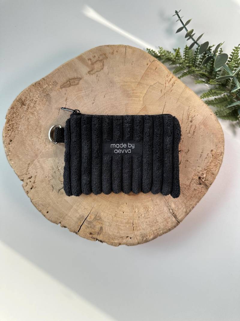 Kleiner Handgemachter Mini-Geldbeutel Aus Breitem Cord in Schwarz Mit D-Ring/Madebyaevva Handgemachtes Geschenk von madebyaevva