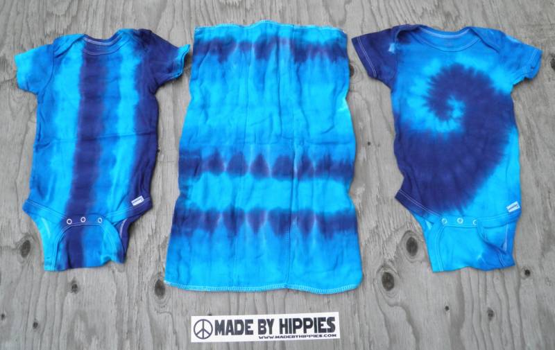 Baby Paket #3 Blues Set | 2 Gerber Onesies 18Monate | 8.5X42 cm& Stoffwindel 30 X 45 cm | Einzelstück von madebyhippies