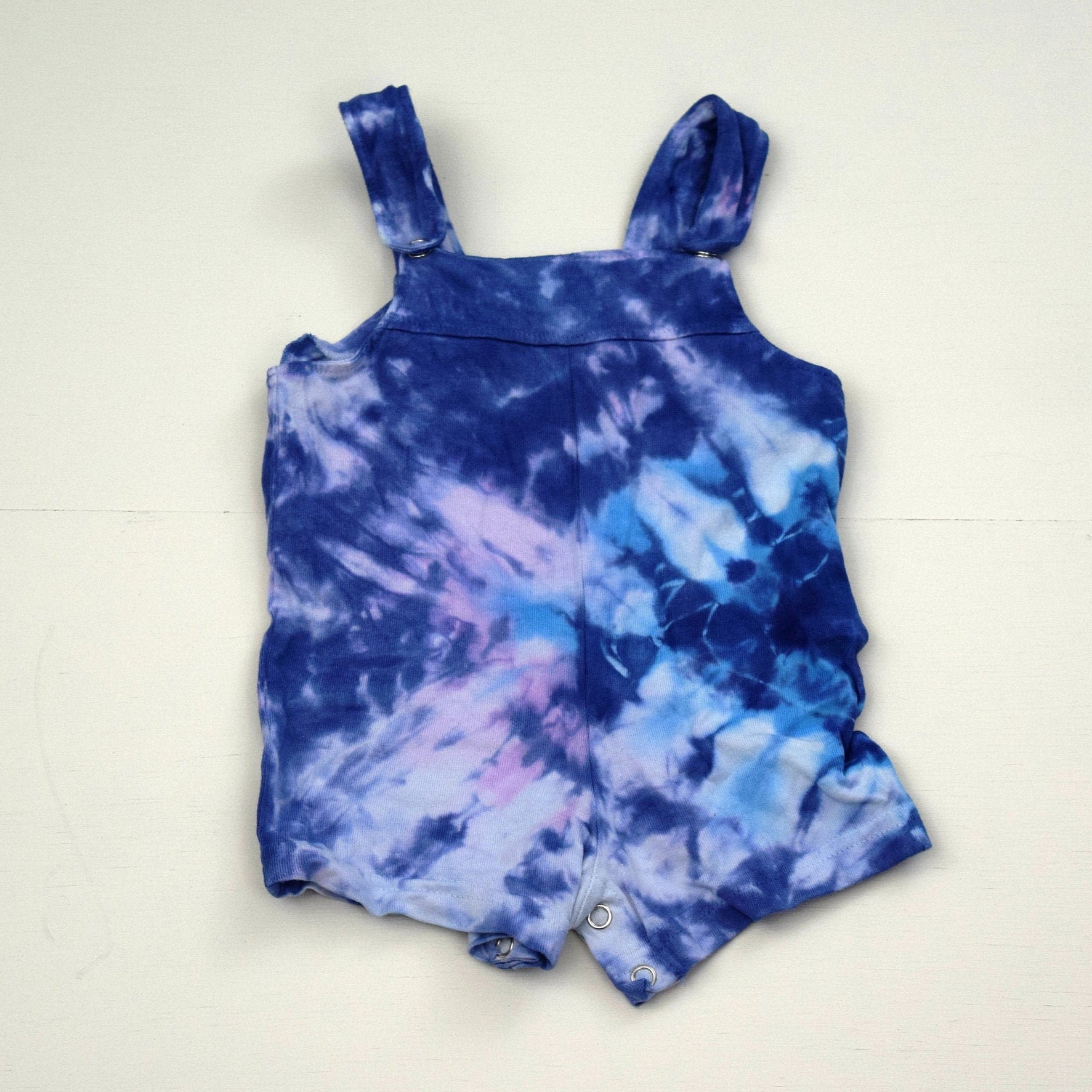 Geburt Eines Sterns - Tie Dye Baby Baumwolle Overall Strampler | Dharma Trading Co. Größe 3 Monate Mit Snaps(One Of A Kind von madebyhippies