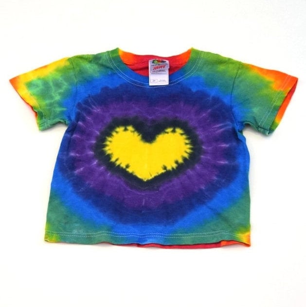 Heartlines ~ Tie Dye Baby Kurzarm T-Shirt | Fruit Of The Loom Jugend Größe 2/4 Xtra Small(Einzelstück von madebyhippies
