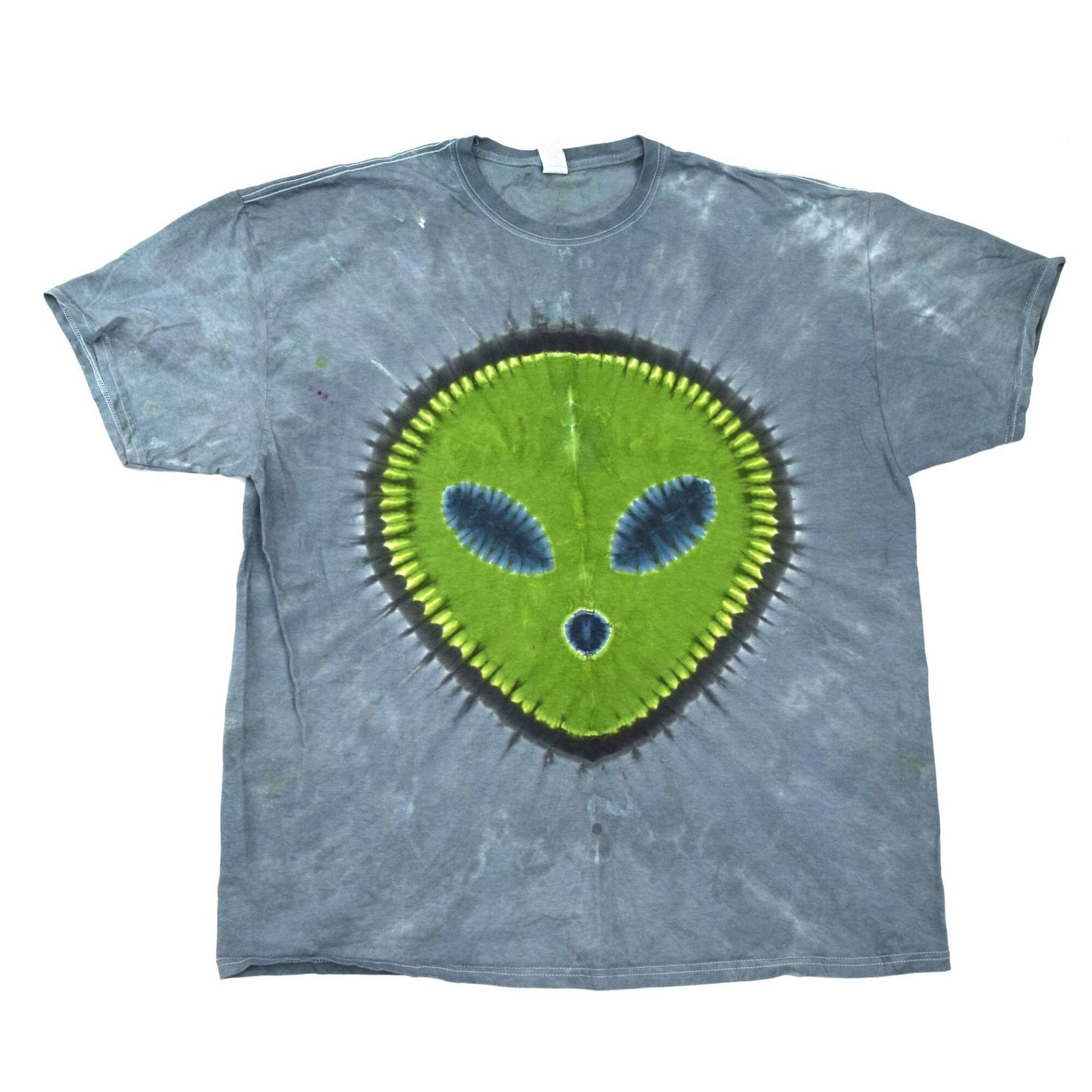 I Want To Believe ~ Grüner Alien Kopf Auf Grauem Tie Dye T-Shirt | Fruit Of The Loom Hd Cotton Size 2xl | One A Kind von madebyhippies