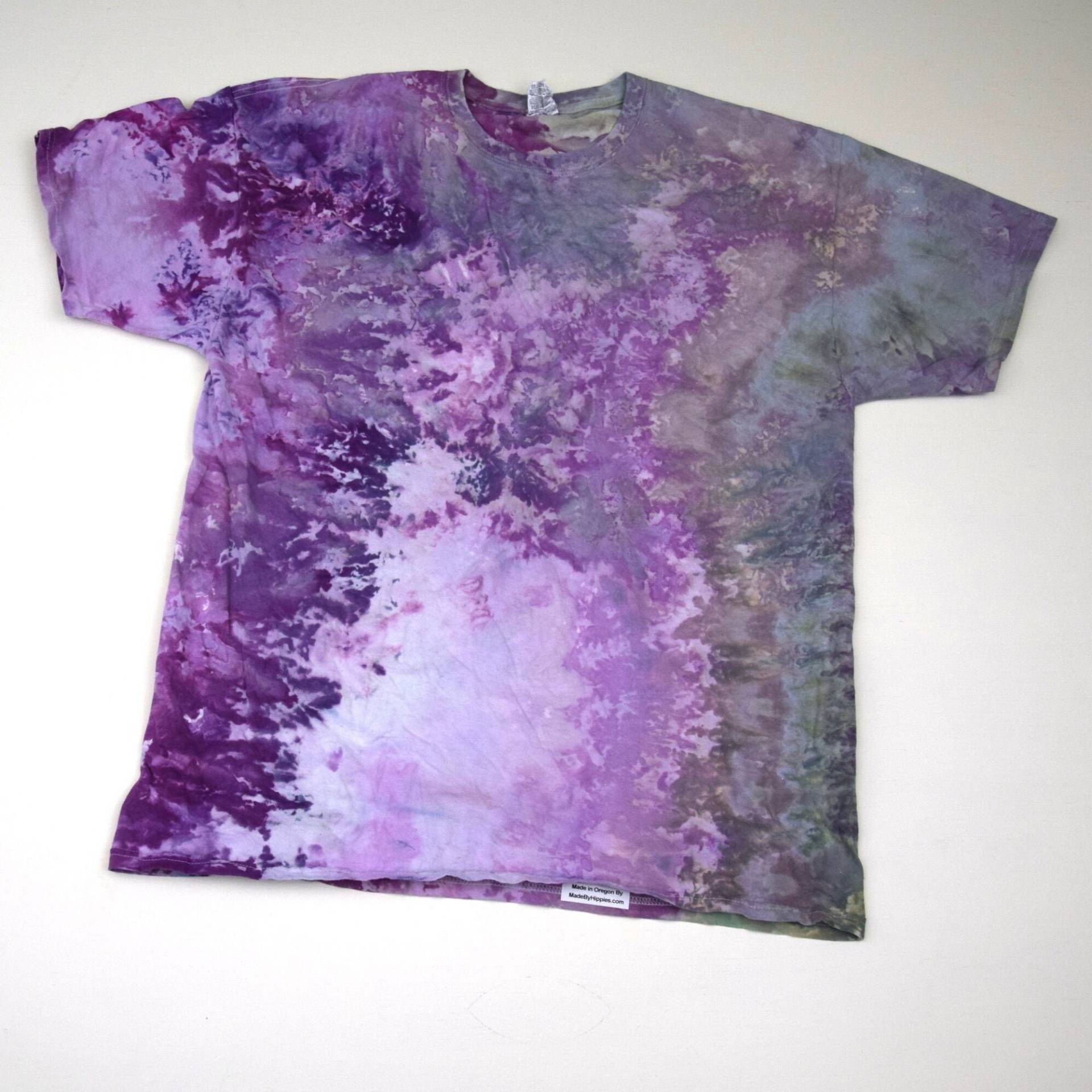 Snow Day Dye Collection #156 ~ Ice Tie T-Shirt | Fruit Of The Loom Heavy Hd Size Xl | One A Kind von madebyhippies