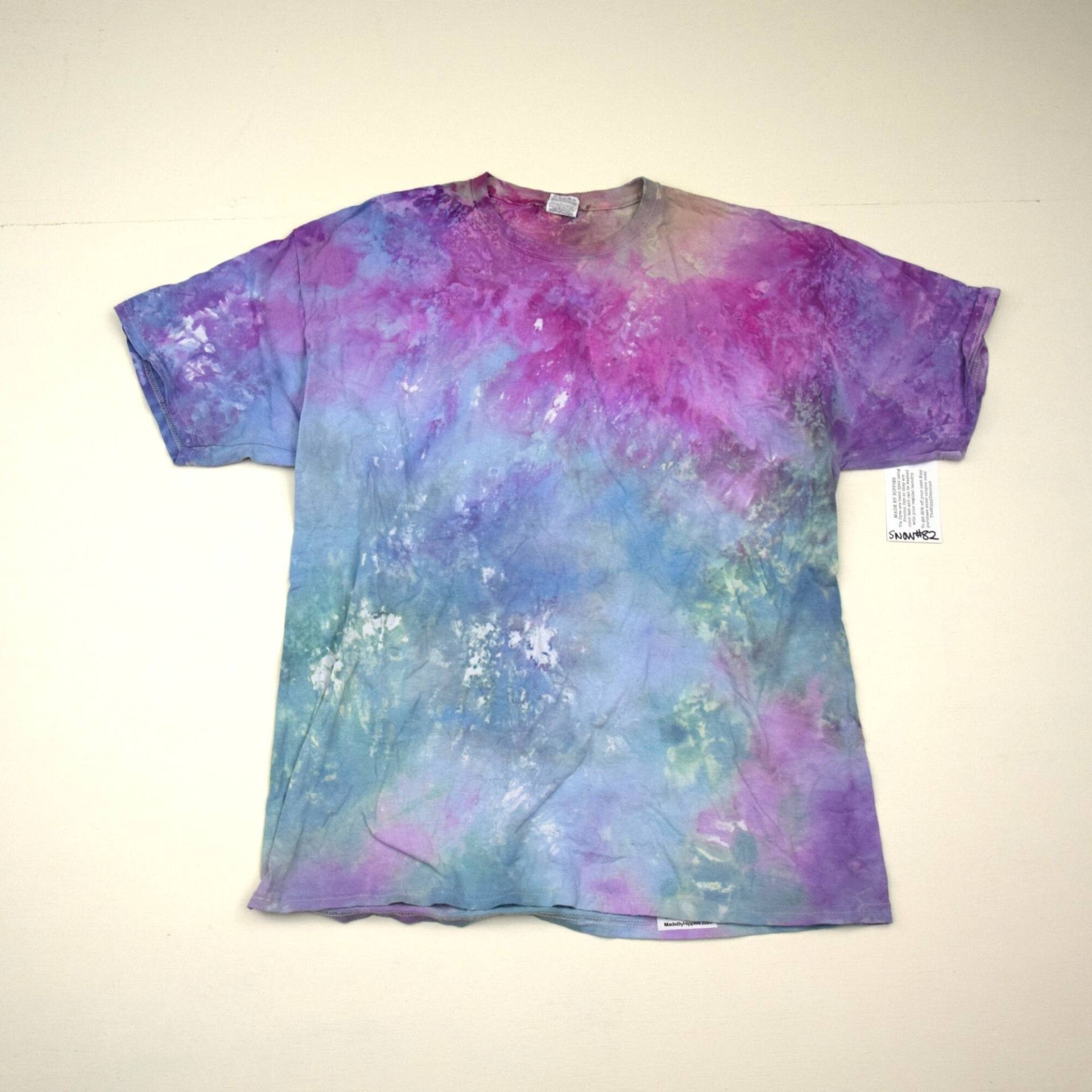 Snow Day Dye Collection #82 ~ Ice Tie T-Shirt | Fruit Of The Loom Heavy Hd Cotton Size Xl | One A Kind von madebyhippies