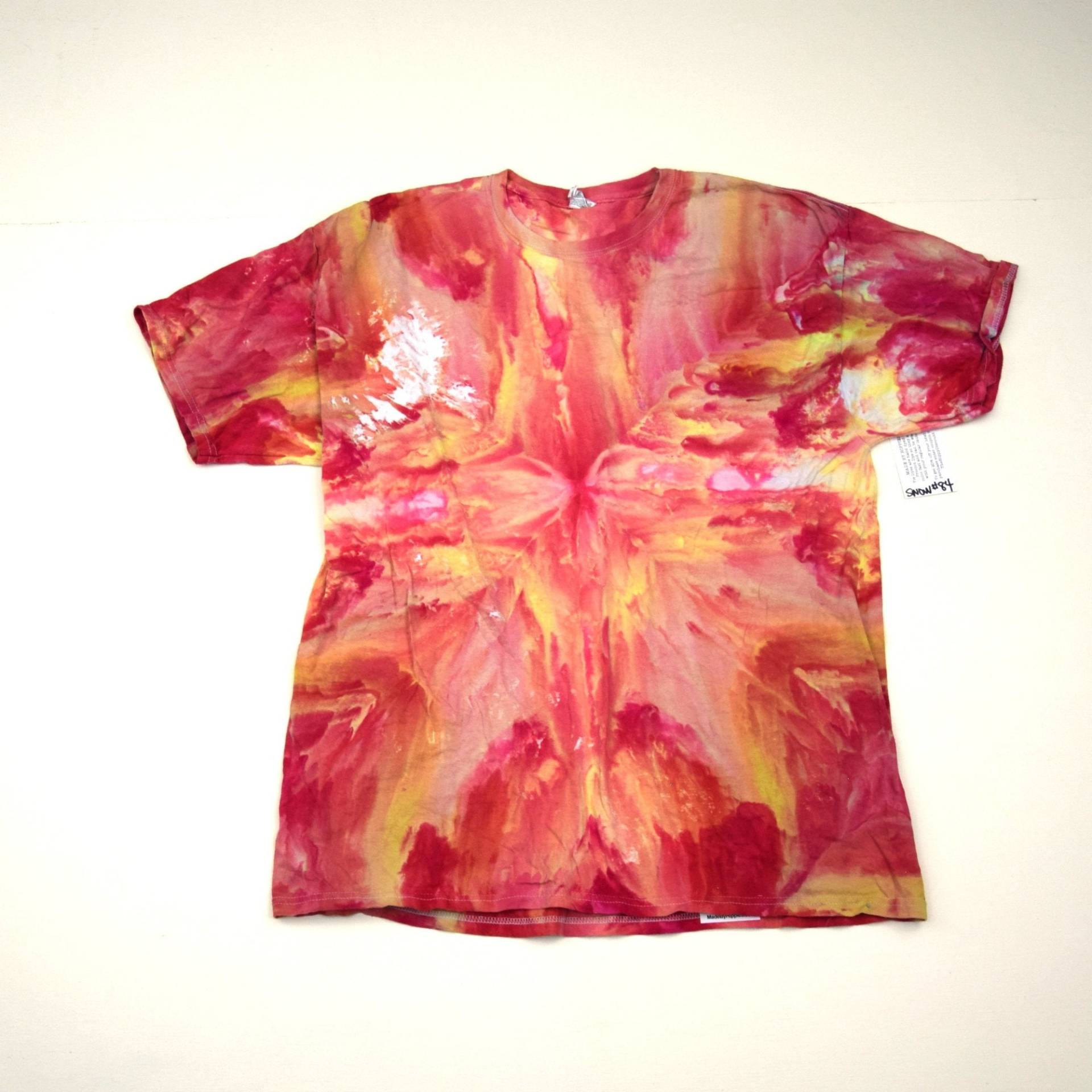 Snow Day Dye Collection #84 ~ Ice Tie T-Shirt | Fruit Of The Loom Heavy Hd Cotton Size Xl | One A Kind von madebyhippies