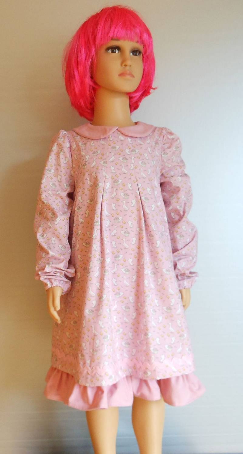 Lagenkleid in Gr. 116 Mit Bubikragen von madebymabeDesign