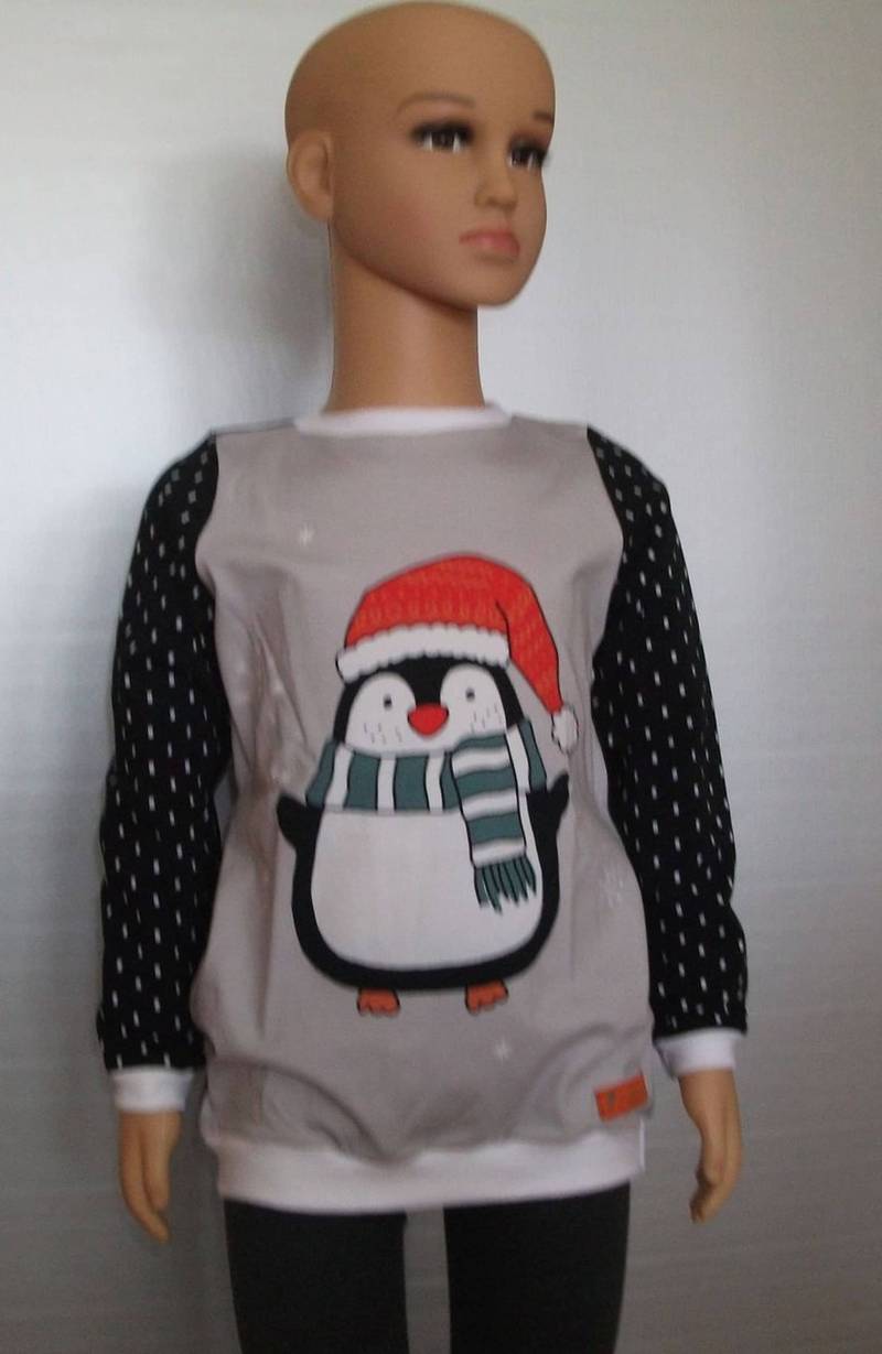 Pulli Mit Winter/ Weihnachtsmotiv von madebymabeDesign