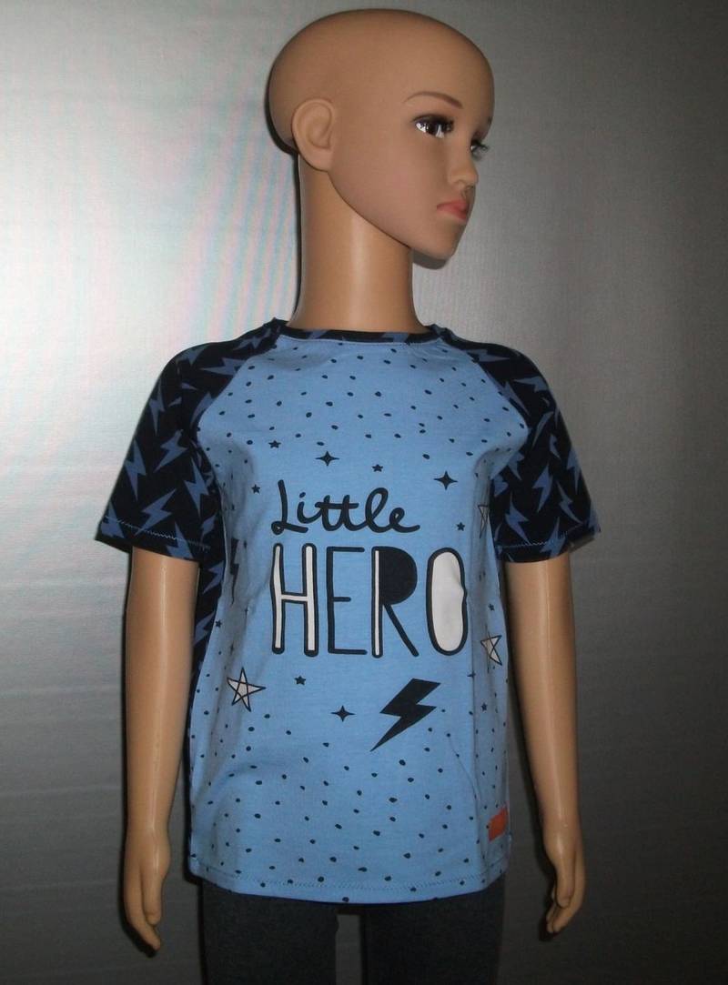 T-Shirt Gr.98/104 von madebymabeDesign