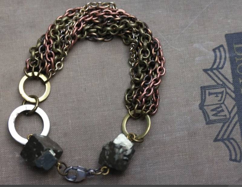 Gemischtes Kettenarmband Pyrit & Schließe Aus Oxidiertem Sterlingsilber von madebymoe