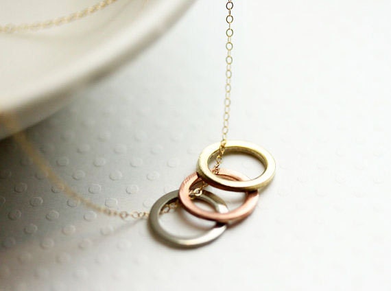 Handgemachte Drei Kreise Kette Mixed Metal Kupfer, Silber, Gold von madebymoe