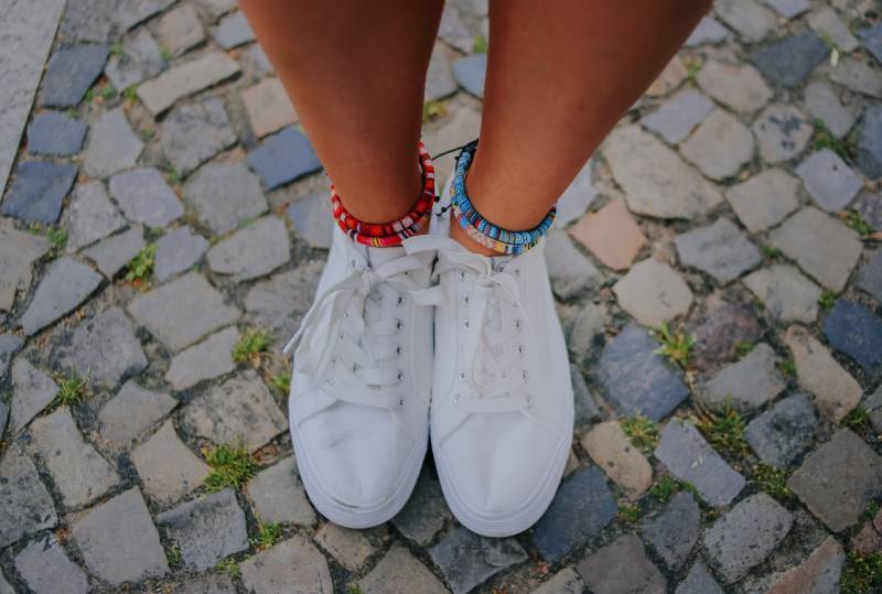 4x Boho Surfer Fußband Set - Damen Fußkettchen Fußbändchen Handmade Festival Strand Schmuck Sommer Accessoires Freundschaftsbänder von madebynami