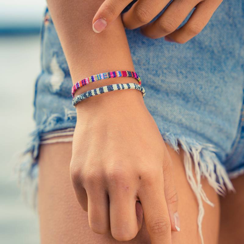 Boho Surfer Armband 2Er Set Für Damen Und Mädchen - Handmade Festival Schmuck Surferarmband Strand Accessoires Freundschaftsarmbänder von madebynami