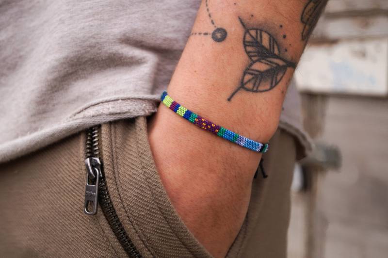 Boho Surfer Armband Für Damen Und Herren - Handmade Festival Schmuck Surferarmband Strand Accessoires Wasserfest & Verstellbar Türkis von madebynami