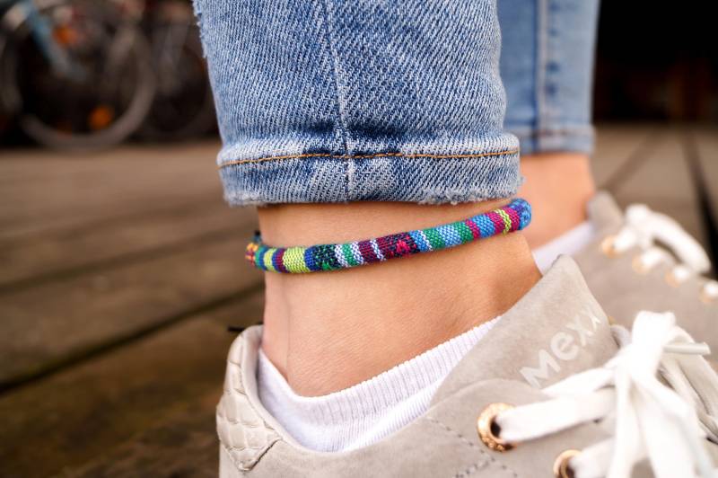 Boho Surfer Fußband - Damen Fußkettchen Fußbändchen Handmade Festival Strand Sommer Schmuck Freundschaftsbänder Geschenk Türkis von madebynami