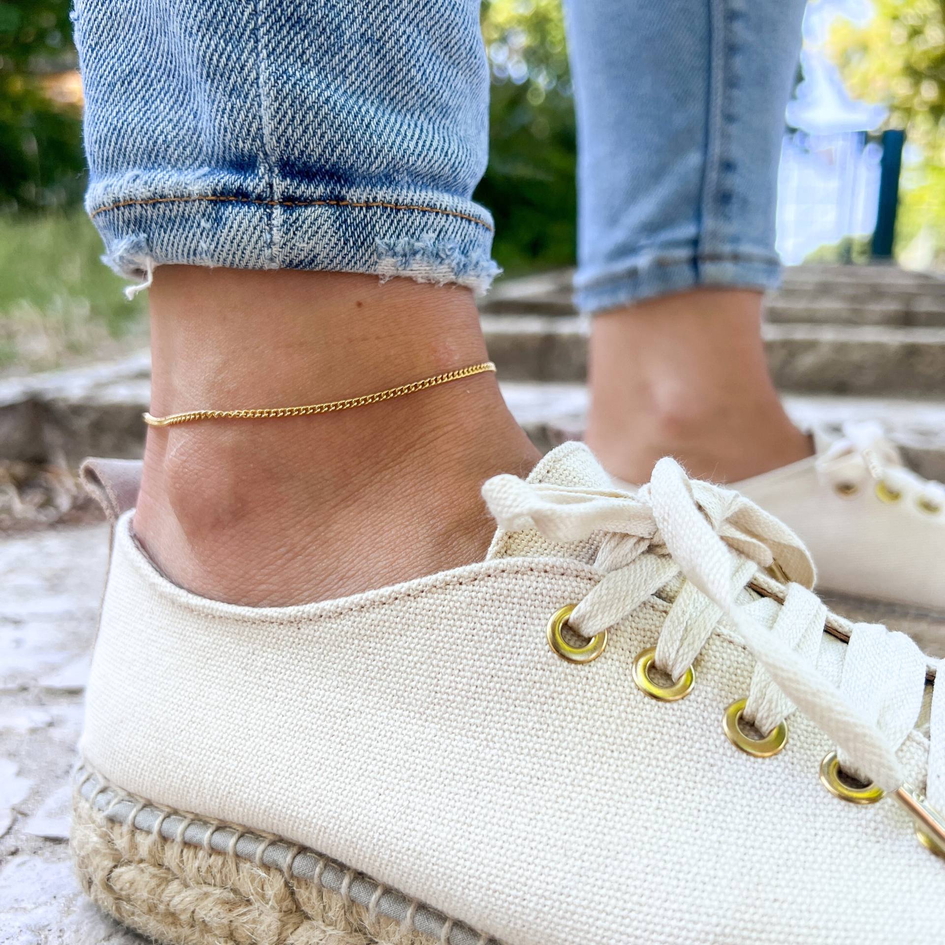 Edelstahl Fußkettchen Damen & Mädchen - Fußkette Gold Oder Silber Dezentes Fußband Geschenk Für Sie von madebynami